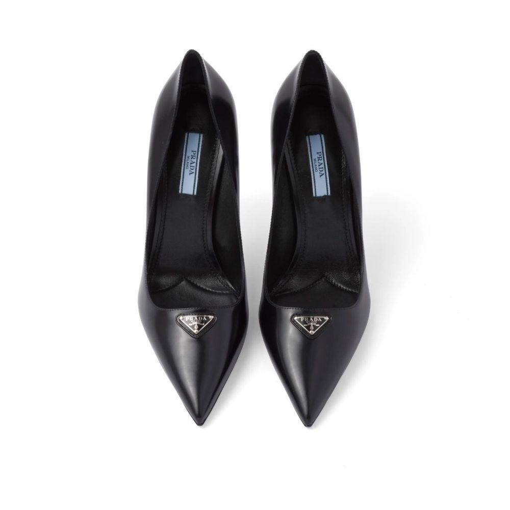 Prada Calzature Donna Brushed Leather Logo Pumps NWB